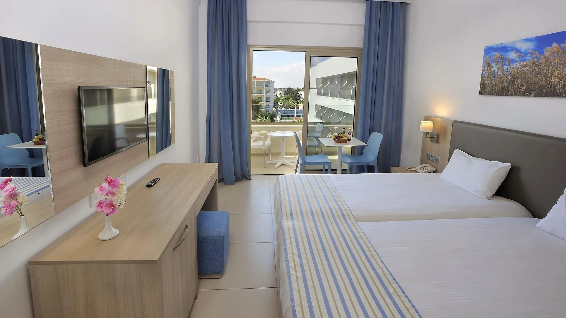 ***  Nissiana Hotel & Bungalows Ayia Napa Kypr