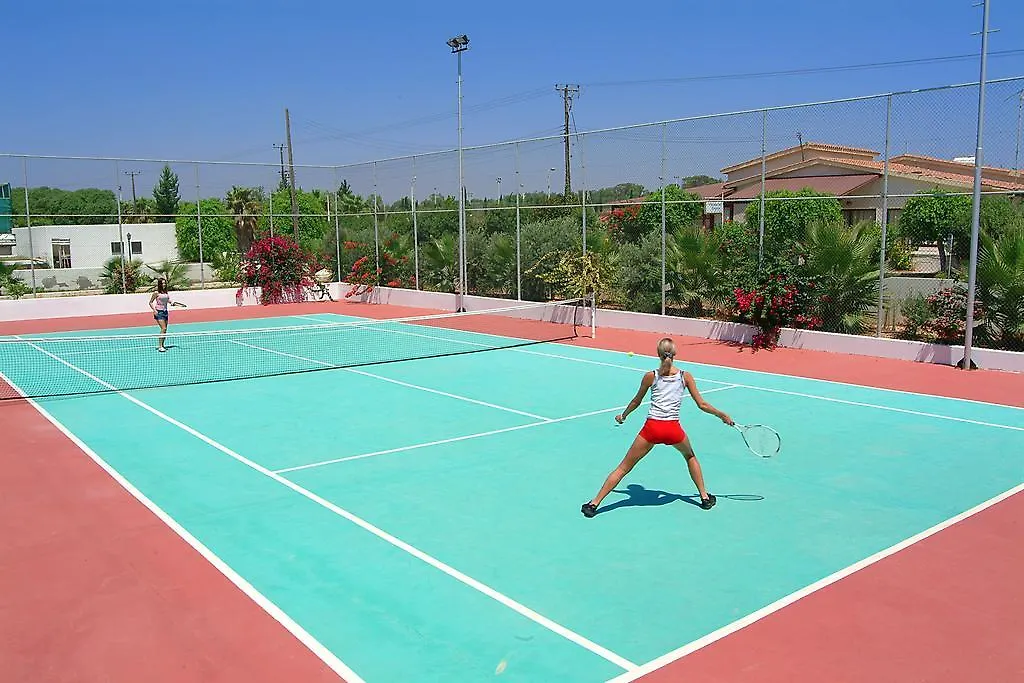 Nissiana Hotel & Bungalows Αγία Νάπα