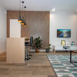 Aparthotel Inpoint With Parking Available