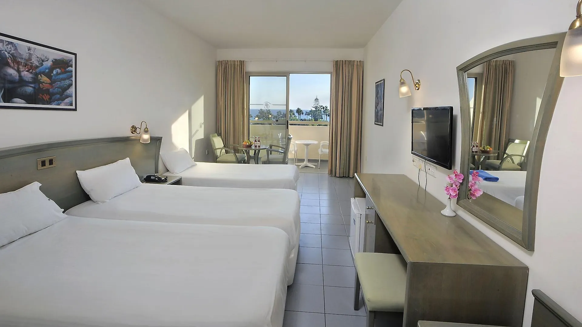 Nissiana Hotel & Bungalows Αγία Νάπα