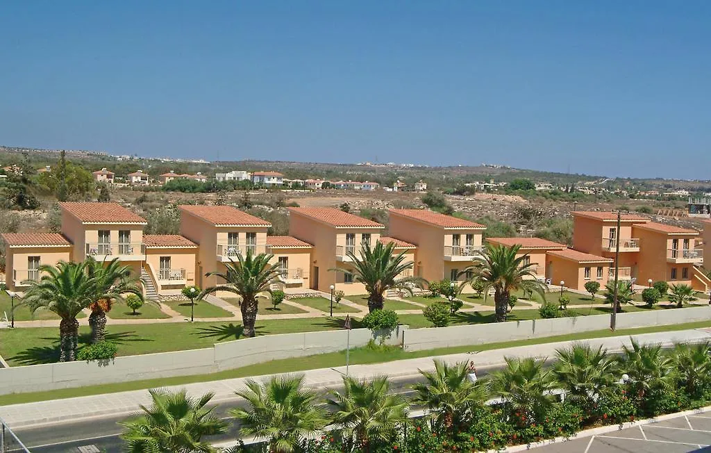 איה נאפה Nissiana Hotel & Bungalows  איה נאפה